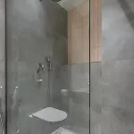 W/king Size Bed Near The Heart Of