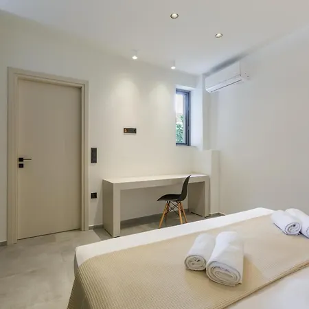 Διαμέρισμα W/king Size Bed Near The Heart Of