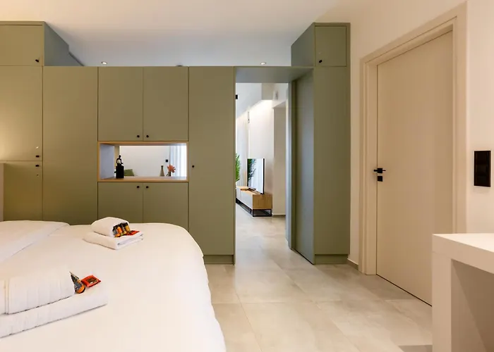 아파트 W/king Size Bed Near The Heart Of